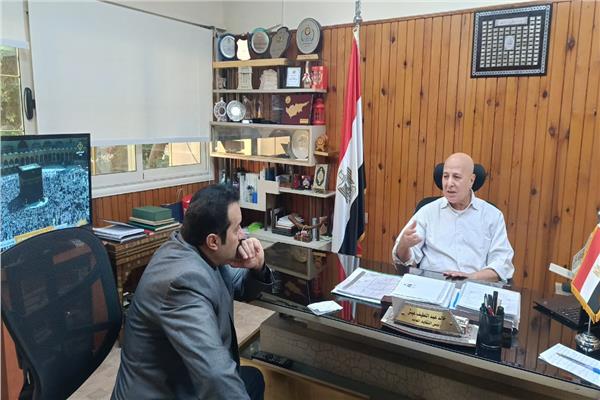 محرر بوابة أخبار اليوم مع ممثل عمال مصر في مجلس الشيوخ
