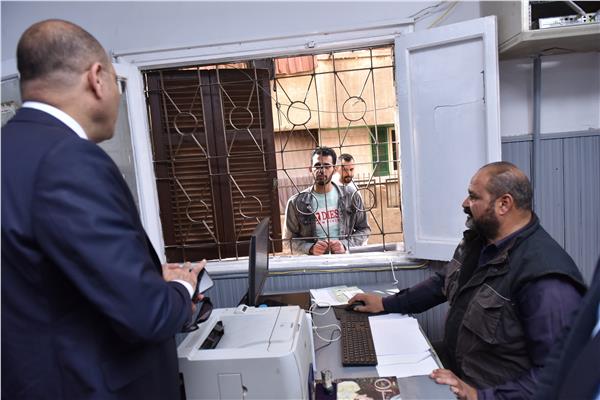 وزير العمل يوجه بتطوير مكتب إمبابة