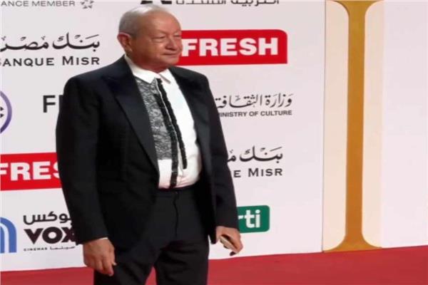 نجيب ساويرس في حفل ختام مهرجان القاهرة السينمائي الدولي