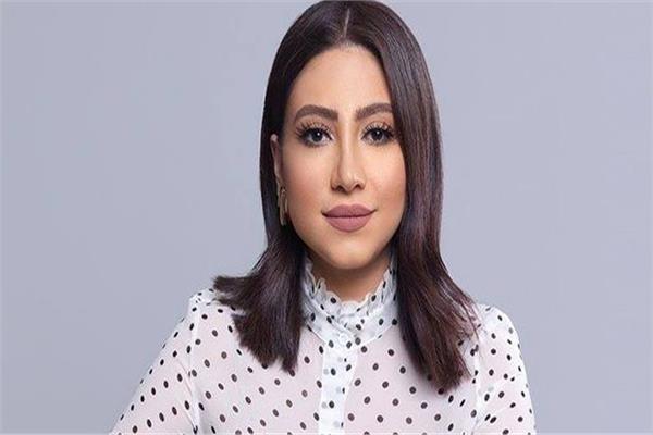 الفنانة بوسي