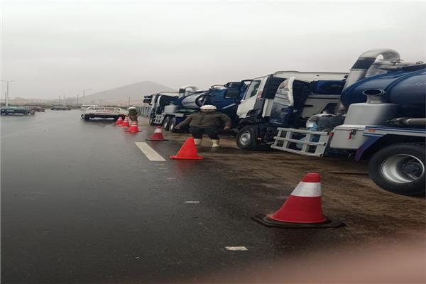 استعدادات مياه الجيزة لازالة اثار الامطار 