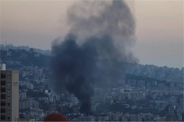 حزب الله يستهدف قاعدة حيفا البحرية برشقة صاروخية 