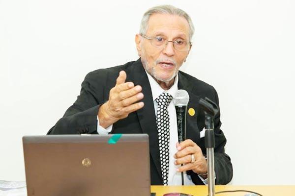 د. محمد الكحلاوى رئيس المجلس العربى للآثاريين العرب