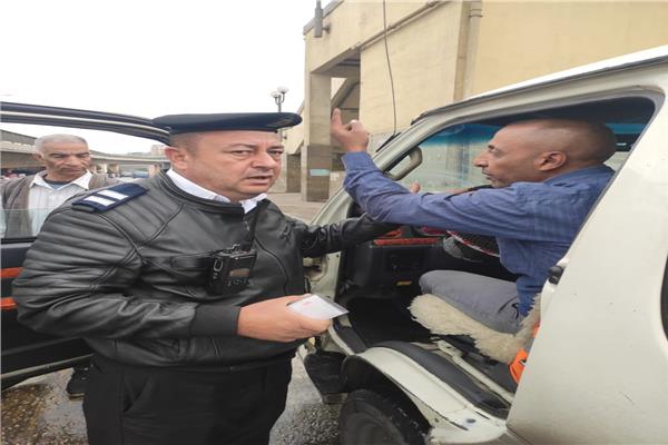 حملات على الميكروباص لضبط حالات تقطيع خطوط السير 
