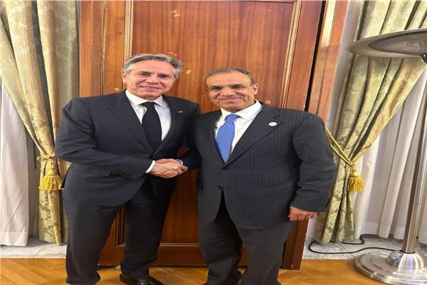 وزير الخارجية والهجرة ونظيره الأمريكي