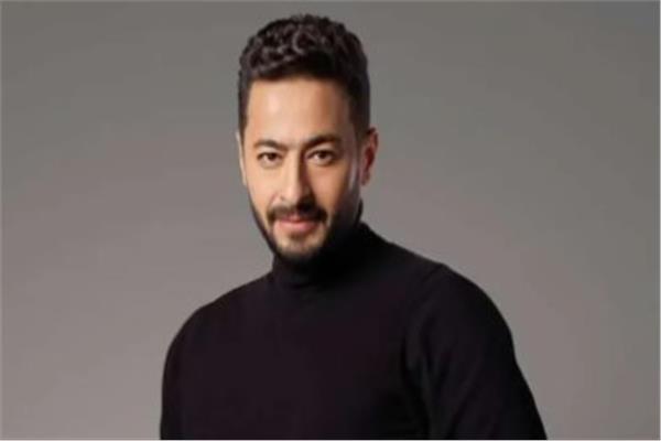 الفنان حمادة هلال