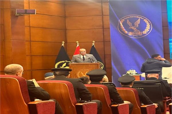 اللواء هاني ابو المكارم مساعد وزير الداخلية رئيس أكاديمية الشرطة