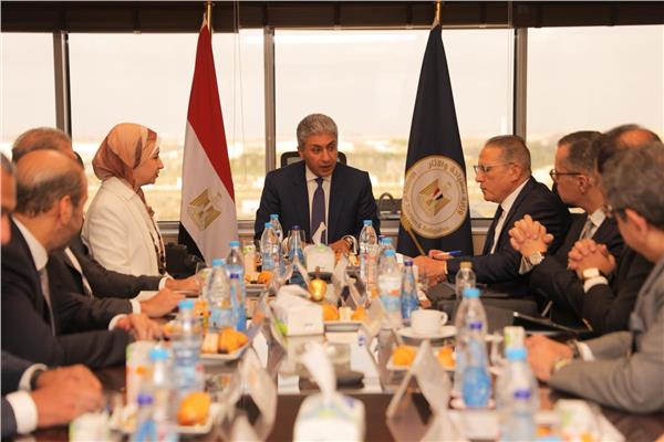 صورة من اللقاء