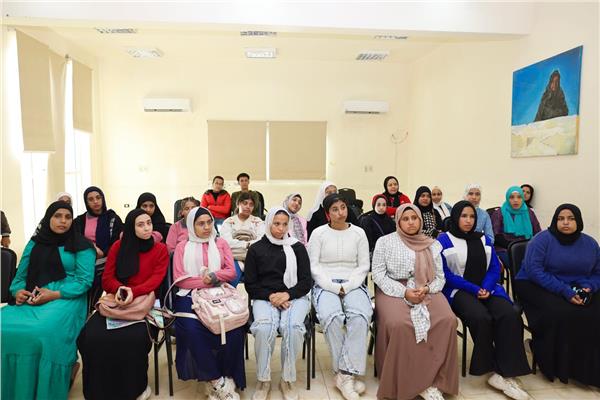جانب من الدورة