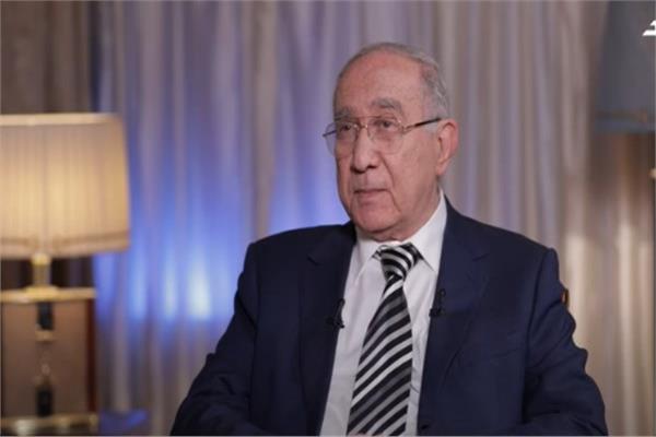 الدكتور صلاح الغزالي حرب