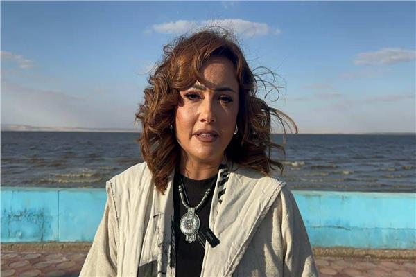 الفنانة بشري