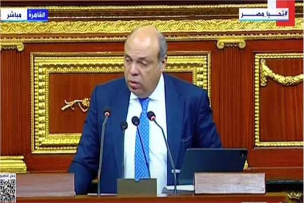 الدكتور سامح الحفني، وزير الطيران المدني