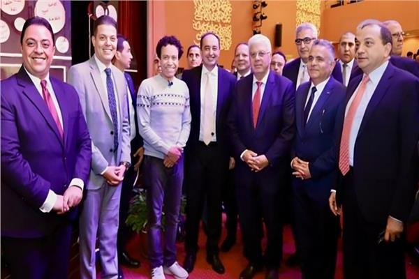 صورة جماعية بعد العرض