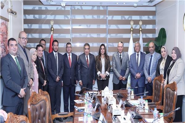 اللواء طارق مرزوق محافظ الدقهلية والدكتورة منال عوض وزيرة التنمية المحلية