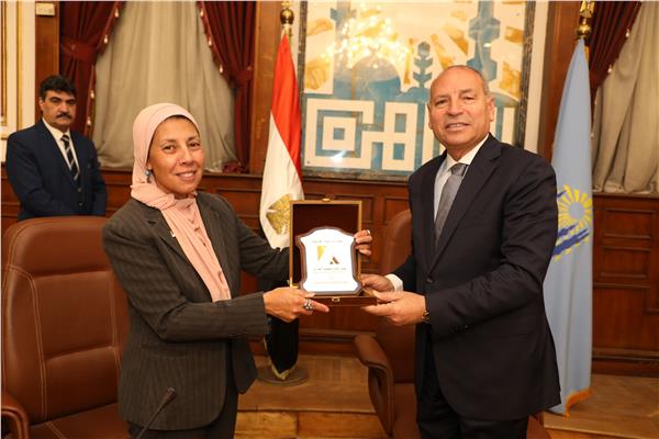 برتوكول تعاون لتطوير الرقمي في وحدات القاهرة 