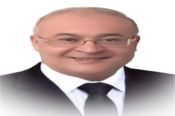 الدكتور ولاء محمد عبد الغنى عميد كلية الزراعة جامعة عين شمس 
