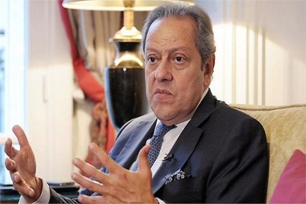 منير فخري عبدالنور وزير التجارة والصناعة الأسبق