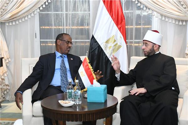وزير الأوقاف يستقبل وزير الأوقاف الجيبوتي