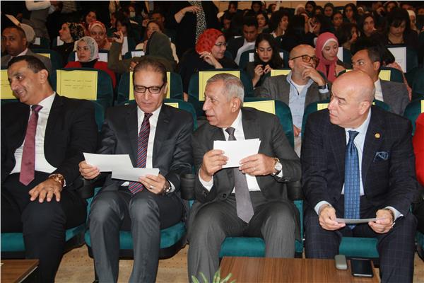 النسخة الثانية من فعاليات مناظرات تمكين الشباب بحضور الكاتب الصحفى إسلام عفيفى