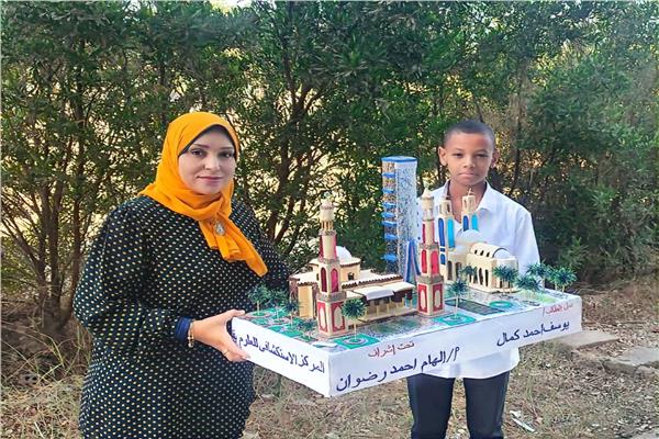 الطالب يوسف أحمد يوسف بمدرسة اللغات الإعدادية