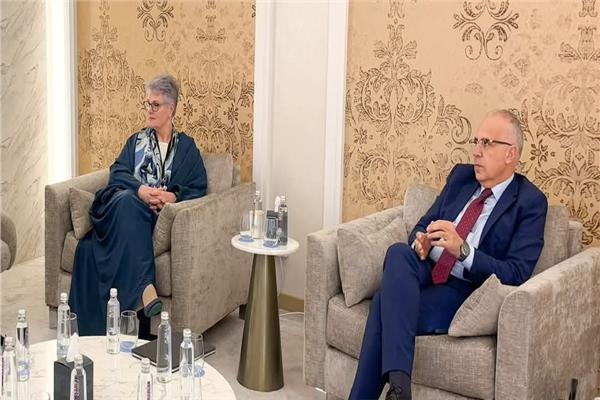 وزير الري يلتقى المدير الإقليمي للمركز الدولي لبحوث التنمية 