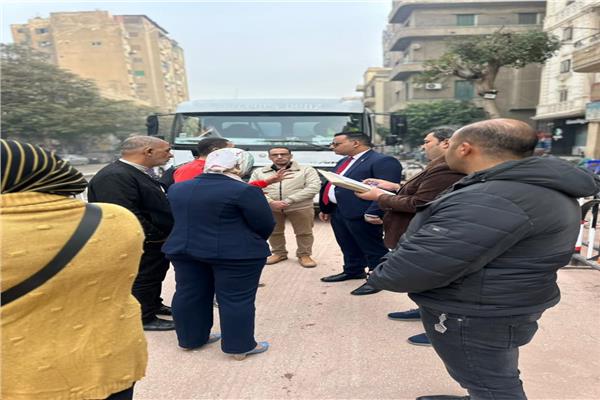 معاينة النيابة الإدارية لعقار العباسية المنهار
