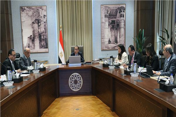 اجتماع الدكتور مصطفى مدبولي، رئيس مجلس الوزراء بمقر الحكومة بالعاصمة الإدارية الجديدة