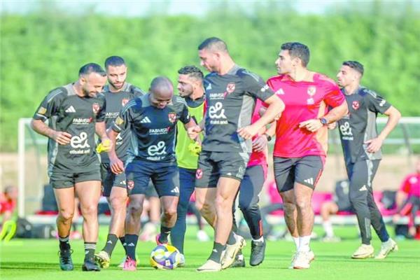 كرة القدم بالنادى الأهلى