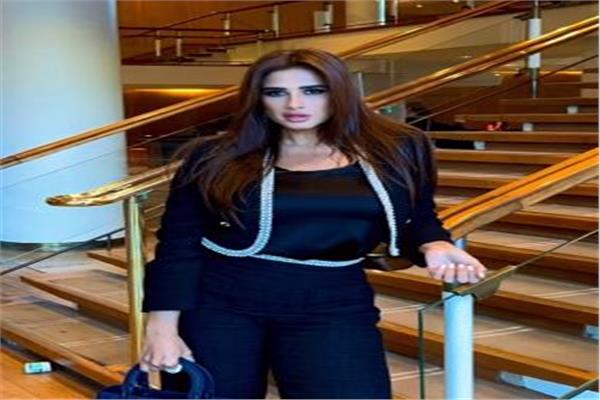 ياسمين عبدالعزيز