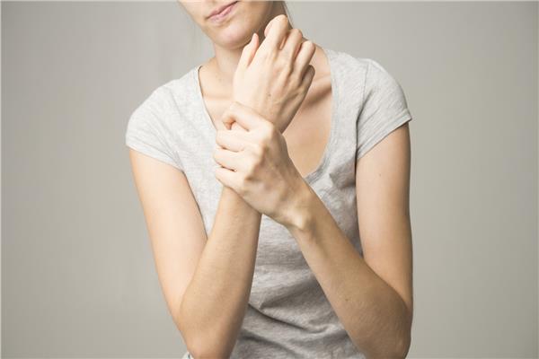 أعراض مبكرة قد تشير إلى مرض باركنسون