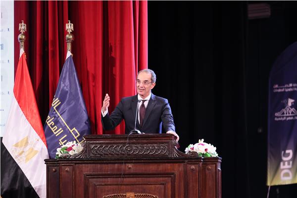 الدكتور عمرو طلعت وزير الاتصالات وتكنولوجيا المعلومات