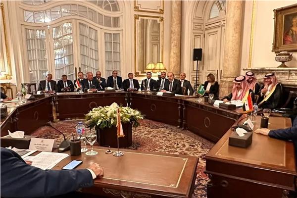 لجنة الاتصال العربية