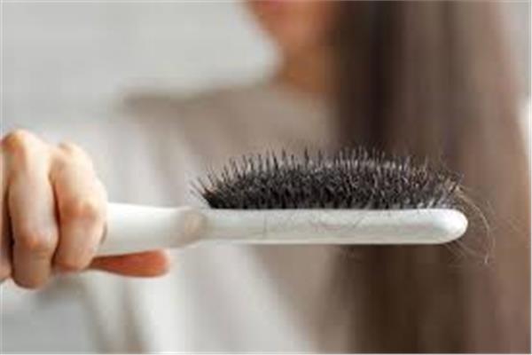  تساقط الشعر أثناء الصيام