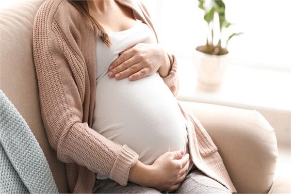 علامات طبيعية تظهر على السيدة الحامل