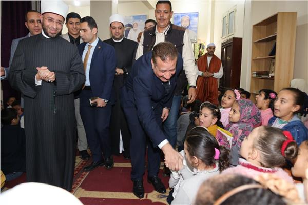   محافظ المنوفية ووزير الأوقاف يتفقدان مشروع كتاب وحلقات القرآن الكريم