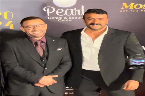 العوضي والسقا يجتمعان على ريد كاربت الأفضل