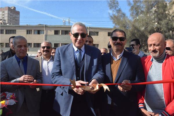 اللواء أشرف الجندي ، محافظ الغربية يقتتح أسواق اليوم الواحد