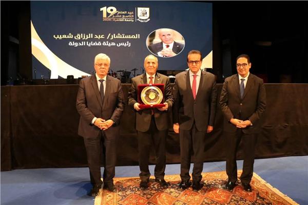 رئيس قضايا الدولة أثناء التكريم