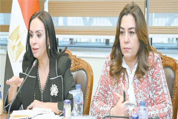 وزيرة التضامن خلال اجتماعها مع وزيرة التنمية المحلية
