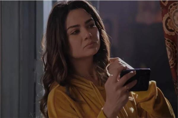 الفنانة فرح يوسف