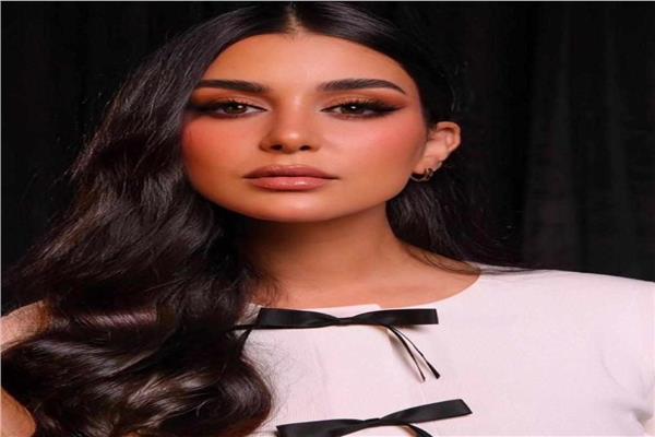 الفنانة  جيهان خليل