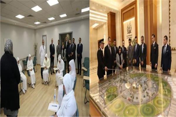 الوفد البحريني خلال الزيارة