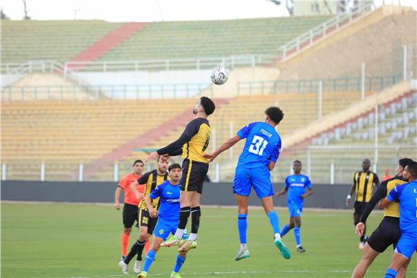 صورة من مباراة المقاولون العرب ولافيينا