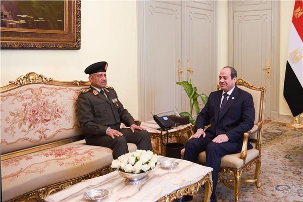 الرئيس السيسى يستقبل وزير الدفاع