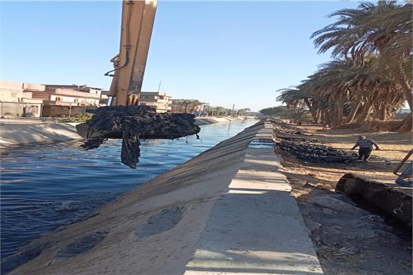 تطهير الترع والمصارف