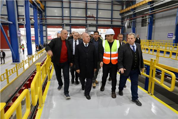  كامل الوزيريتجول بور جرارات مهمشة