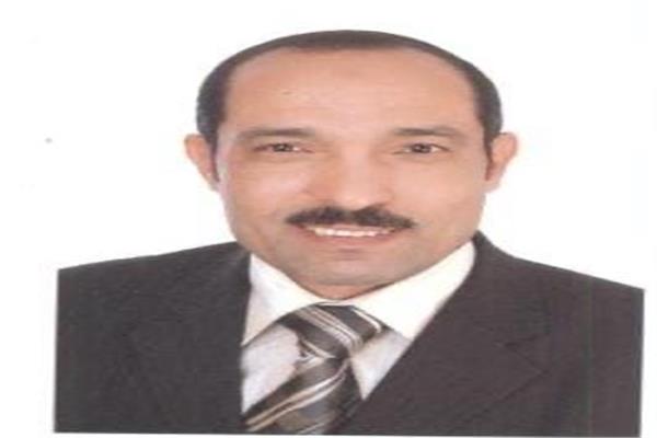  الدكتور  جودة غانم مدير مركز البحوث التكنولوجية
