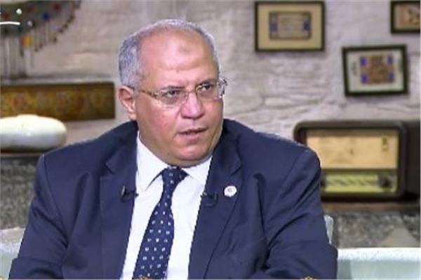 الدكتور إبراهيم الزيات، عضو مجلس نقابة الأطباء
