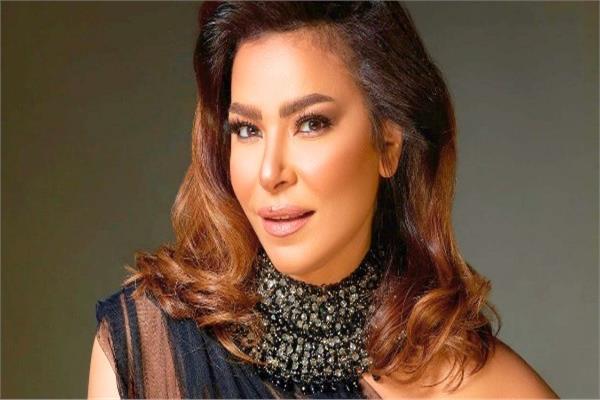 الفنانة ألفت عمر
