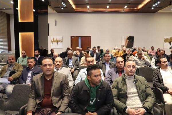من ندوة السلامة المهنية في البترول 
